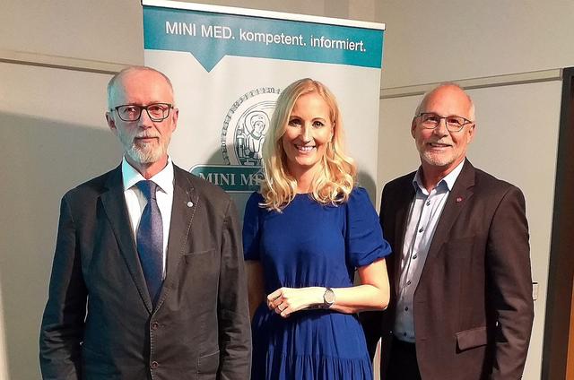 Primar Josef Hutter, Moderatorin Angelika Pehab und Bürgermeister Günther Mitterer.