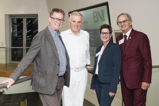 Von links: Karl Kollingbaum (Bürgermeister Asten), Peter Augendopler (Backaldrin), Gudrun Neumann (Partnerdirektorin BNI OÖ) und Harald Kotterer (Geschäftsführer BNI OÖ). | Foto: Sabine Kneidinger Photography