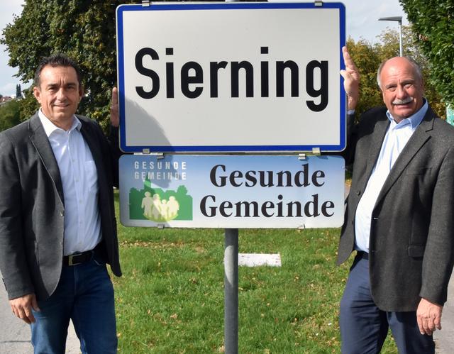 Kalchmair (re.) wird nach 20 Jahren in der Politikbei der nächsten Wahl im Jahr 2021 nicht mehr antreten.