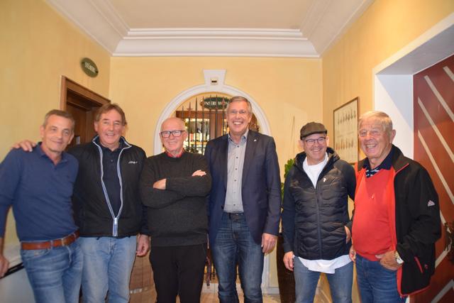 Herbert Osl, Seppl Haueis, Siegfrid Seelos, Günther Schwazer, Hansjörg Haag und Sepp Zangerl beim ersten "Kuchl Hoagascht" (v.l.)