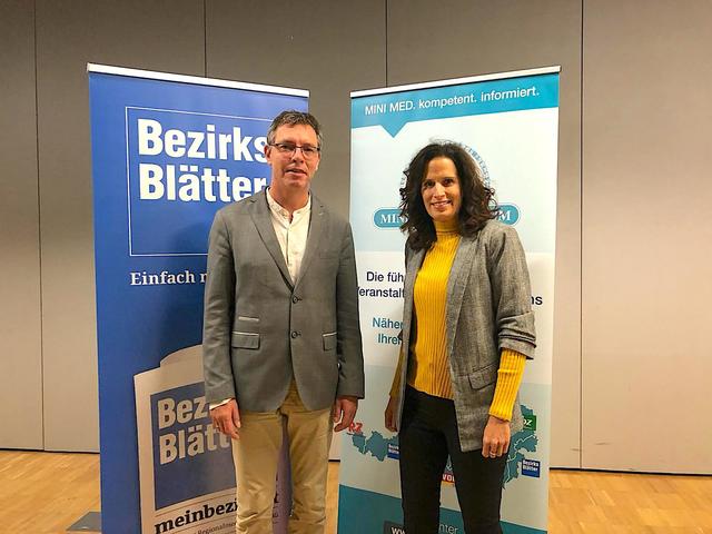 Referent Karl Matz mit Moderatorin Alice Herzog.