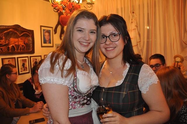 Annalena Bucovnik und Sara Wernig