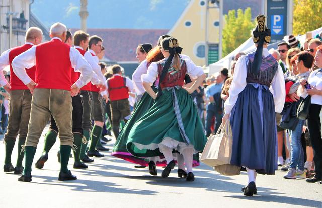 Trachtenverein Rossecker aus Bruck