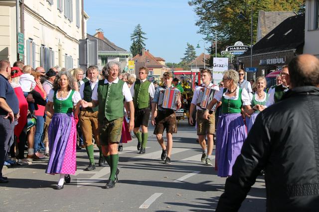 Volkstanzgruppe GrazA, südsteirisches Herbstfest Leibnitz 2019