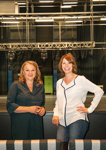Die künstlerischen Leiterinnen: Brigitte Fürle (Festspielhaus St. Pölten) und Marie Rötzer (Landestheater NÖ). | Foto: Ines Androsevic