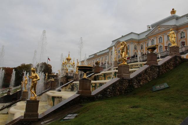 Peterhof - Fontänen