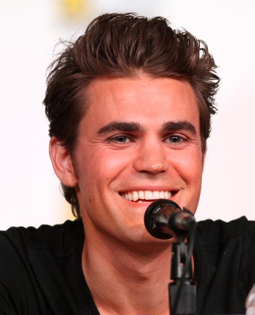 Paul Wesley und Nina Dobrev äußern sich zu ihrem "Streit". | Foto: Gage Skidmore [CC BY-SA 3.0 (https://creativecommons.org/licenses/by-sa/3.0)]