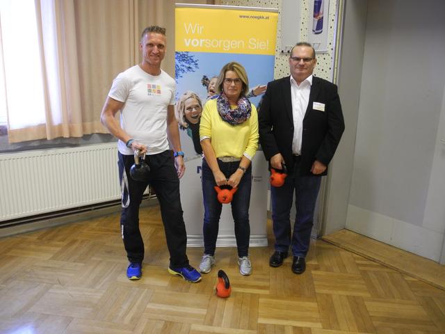 Sporttherapeut Johannes Blauensteiner, Silvia Meier und Robert Schmidt.