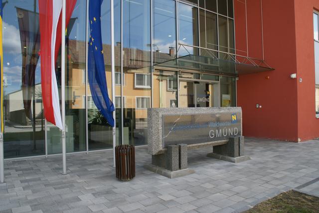 Die 78-Jährige aus der Gemeinde Moorbad Harbach wurde ins Gmünder Spital eingeliefert.