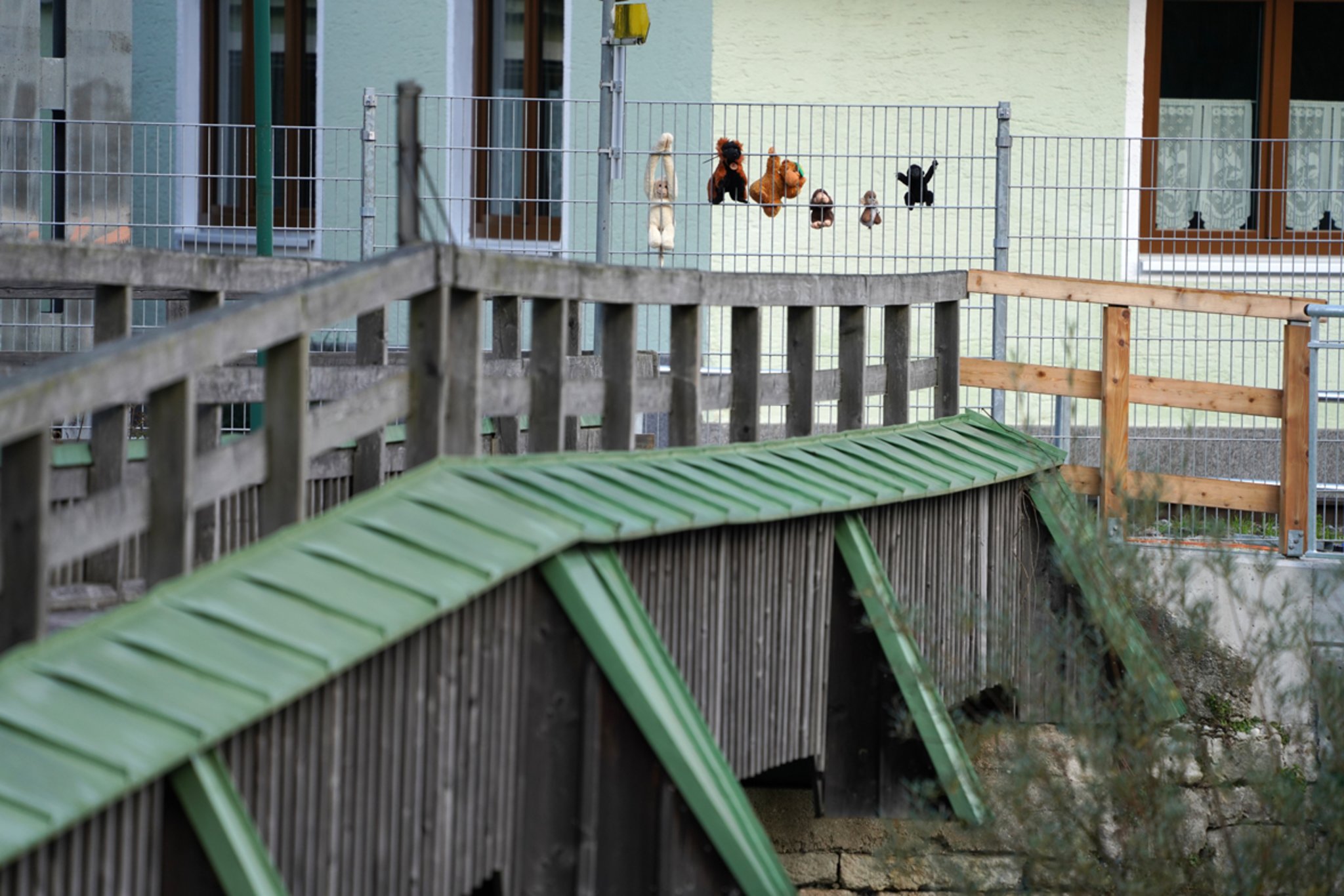 Langwies, Lahnstein & Mitterweißenbach: Drei ÖBB-Haltestellen der Salzkammergut sollen geschlossen werden - - meinbezirk.at