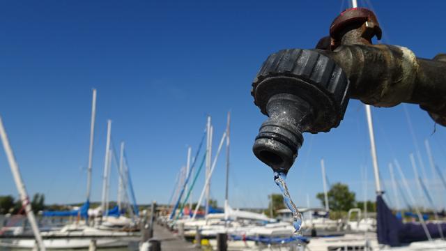Weil es an diesem Tag trotz sonnigem, warmen Wetter sehr stürmisch war, ...