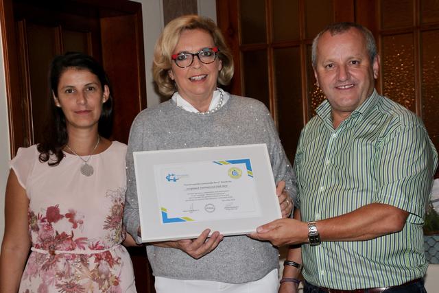 Verena Wesenauer, Maria Furtner und Hans Gruber (v. li.). | Foto: Soroptimist Steyr