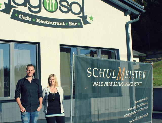 Benjamin Ernstbrunner und Kathrin Freund vor dem neuen Lagosol | Foto: Tanja Schweigler