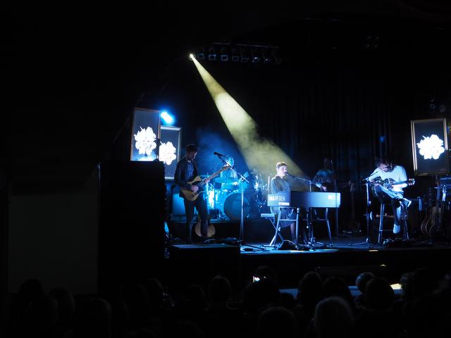 Ina Regen & Bank im Leobener Stadttheater.