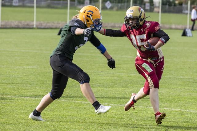 #15 Denise Prem machte viele Yards für die Telfs Patriots.