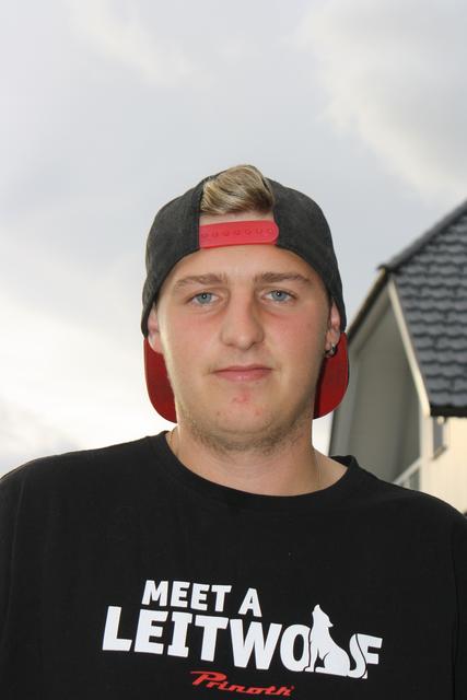 Patrick aus Mariapfarr:
"Hab kein Problem mit diesem bei uns nachgemachten Brauch."