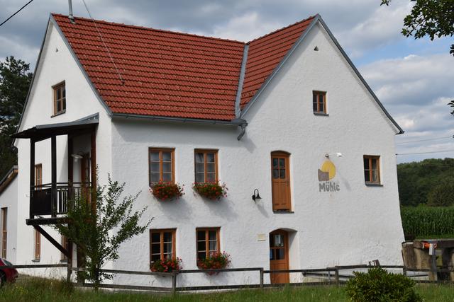 In der Jost-Mühle erinnern am 26. und 27. Oktober Ausstellungen, Theater und Handwerksvorführungen an früher.