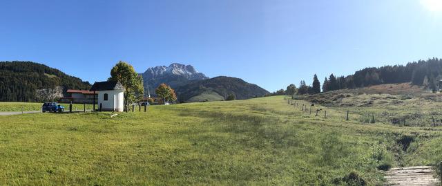 Biotop und malerischer Landschaftsteil an der Recherkapelle.