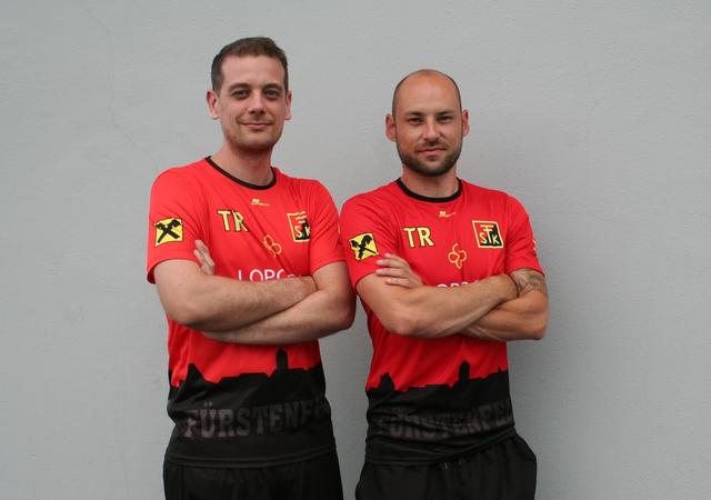 Der bisherige Co-Trainer Christopher Hartinger (re) übernimmt von Sascha Stocker bis Jahresende das Traineramt beim FSK. Mehr Bilder auf www.meinbezirk.at.