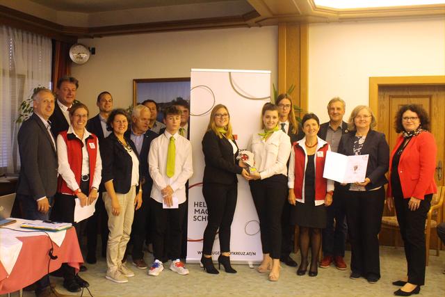 HAK/HAS Tulln gewinnt in der Kategorie Berufsbildende Mittlere und Höhere Schulen den Henry Award 2019 für nachhaltigen und humanitäre Werterziehung.