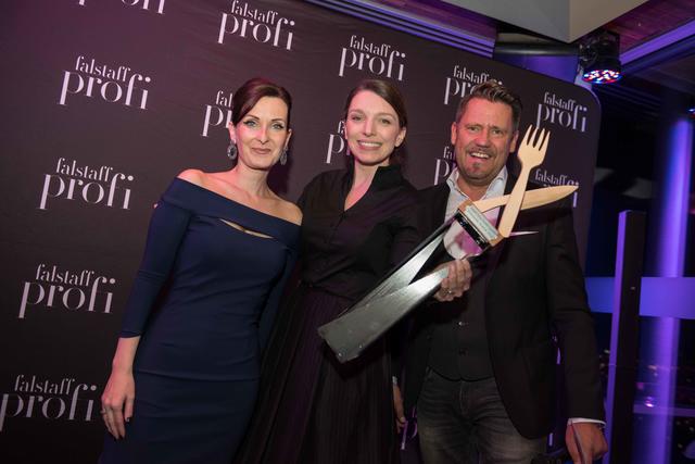 Alexandra Gorsche (Herausgeberin Falstaff PROFI), Ehrenpreisträgerin Eveline Wild (Konditorenweltmeisterin, "Der WILDe Eder«) und Mike Süsser (TV-Star und Moderator).