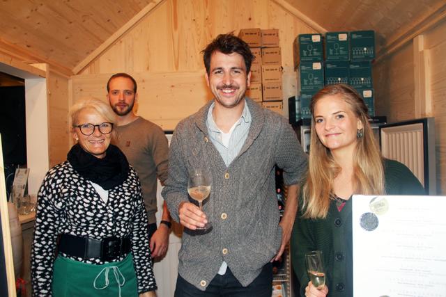 Auch bei den Hörmayer's gab es an ihrem Stand Staubigen und zum Teil Gold- und Silberprämierte Weine zu verkosten.