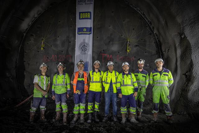 Die BBT-Mineure freuen sich über den beachtlichen Vortriebserfolg. | Foto: BBT SE