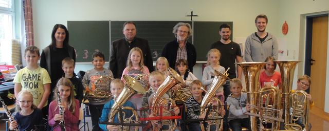 Die teilnehmenden Schüler erhalten einmal wöchentlich Unterricht an der Landesmusikschule Rohrbach.