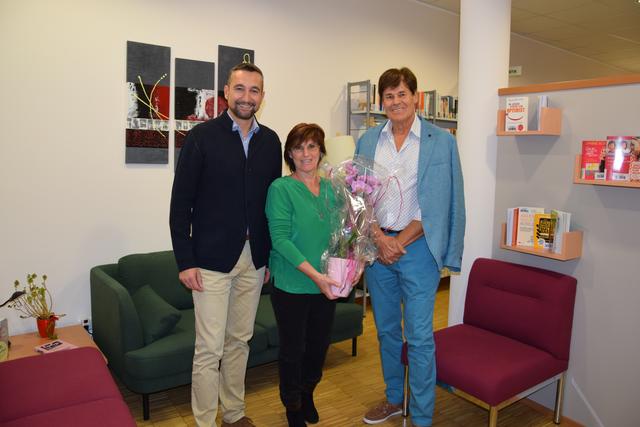 Theresia Friedl mit Christoph Danner und Stadtchef Franz Angerer.