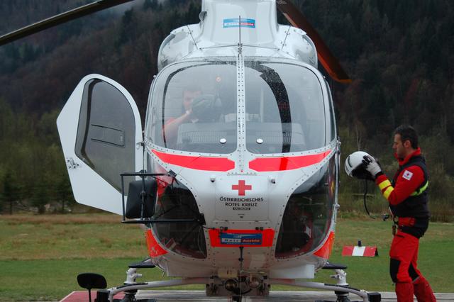 Der verletzte wurde mit einem Rettungshubschrauber ins Landeskrankenhaus Salzburg gebracht. | Foto: BB-Archiv