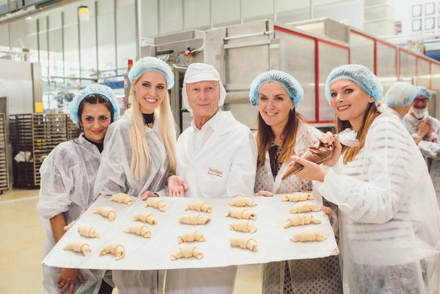 Dessi Urumova, Beatrice Körmer, Kurt Mann, Barbara Karlich, Martina Kaiser (v.l.n.r.)