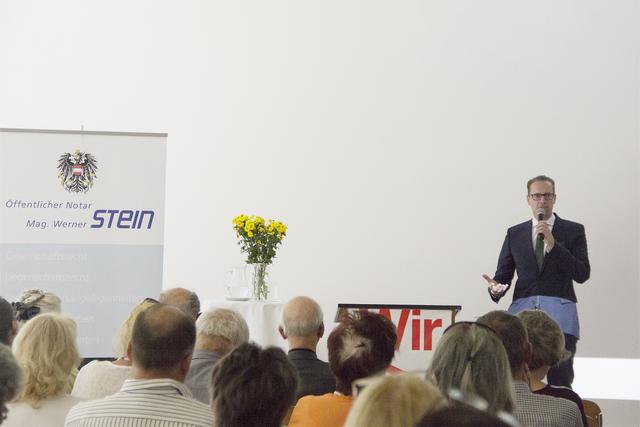 Notar Werner Stein macht in Klagenfurt den Anfang