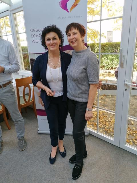 Landesinnungsmeisterin Christine Schreiner und Bezirksvertrauensfrau Eva Helmer-Schneider