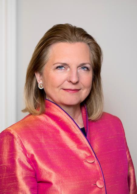 Karin Kneissl (ehemalige österreichische Außenministerin, Nahostexpertin) wird den 13. Europäischen Mediengipfel eröffnen.  | Foto: Felicitas Matern