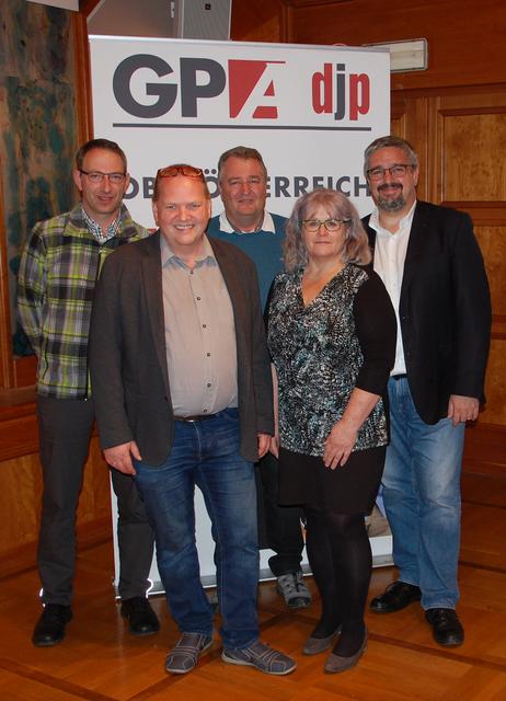 Ludwig Moser, Bernhard Riedler, Wilfried Walcher, Marina Pfeiffenberger, Andreas Stangl (von links) | Foto: GPA-djp OÖ