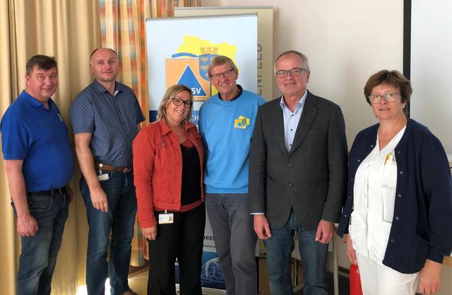 Am Nationalfeiertag fand die Sternwanderung der Naturfreunde Lilienfeld auf Juni hat der Gemeinderat ein neues Ehrenstatut beschlossen und auch eine neue. Dorel aus Lilienfeld machte in Traisen bereits unliebsame Bekanntschaft mit Markus Gretzl aus Lilienfeld - rockmartonline.com