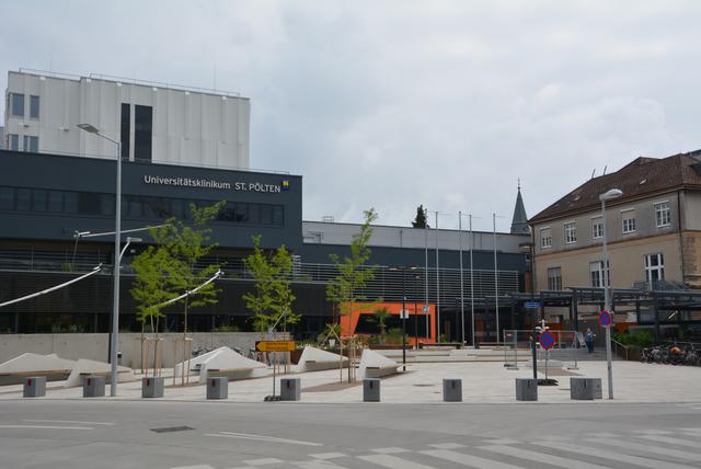 Einsparungen werden im Uniklinikum St. Pölten auf der neuen Kinderstation befürchtet.