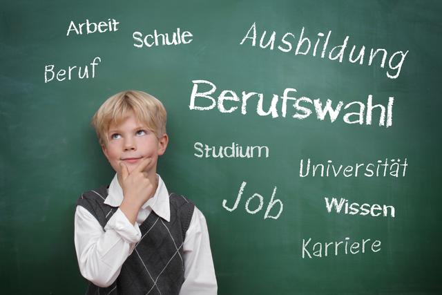 Nach der Schule ist vor der Schule: Beim Tag der offenen Tür über den zukünftigen Lebensweg informieren.