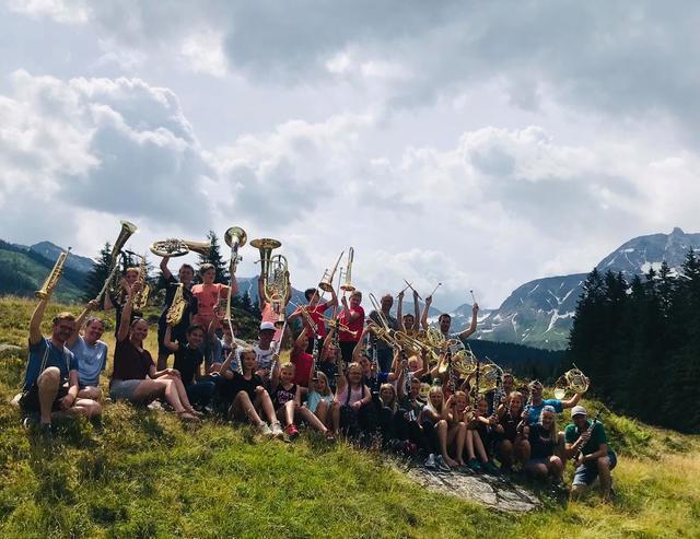 Ein Highlight für die Mitglieder des Jugendorchester ist der jährliche Bläserurlaub auf der Astenschmiede in Rauris.