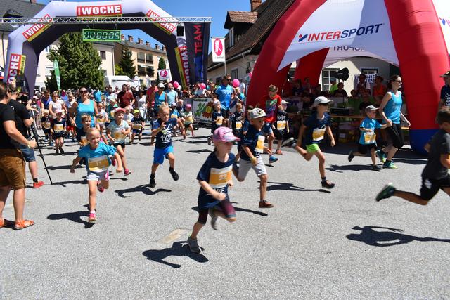 Mit 868 Sportlerinnen und Sportlern hat es beim fünften und vorerst letzen WOCHE Koralpenlauf einen neuen Teilnehmerrekord gegben. Schon die Jüngsten waren immer voll dabei. | Foto: WOCHE