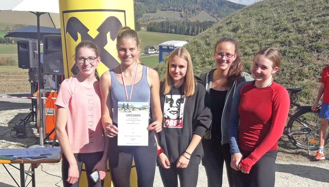 Katharina Bauer, Valentina Gugg, Amelie Gruber, Hanna Kaml, Lea Kontriner