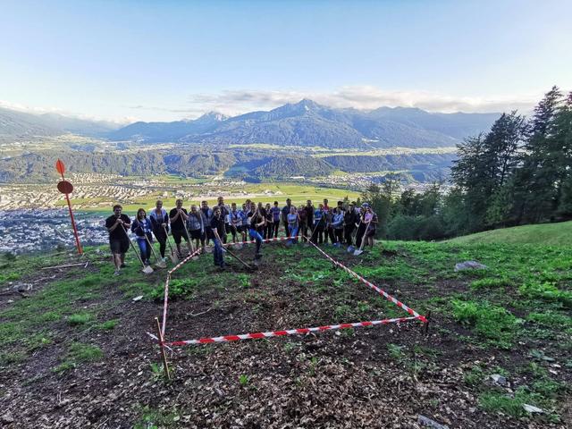 Das Gebiet Westliches Mittelgebirge durften zusammen mit Bezirksobmann Martin und Bezirksleiterin Kathrin den Spatenstich durchführen!