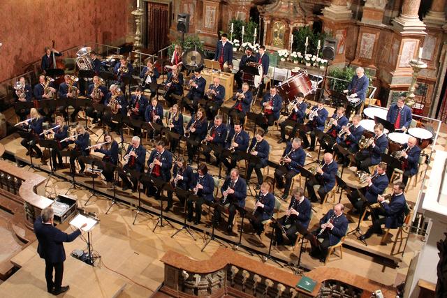 Der Musikverein St. Florian spielt ein Konzert in der Stiftsbasilika.