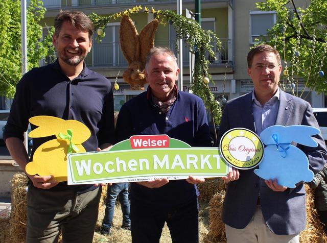 Kurt Brandstätter (M.), Peter Lehner (li.) und Bürgermeister Andreas Rabl (re.)