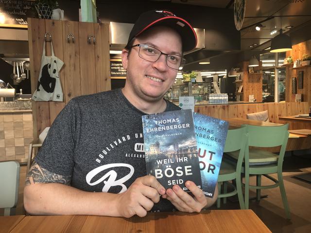 Der Simmeringer Thomas Ehrenberger ist Autor aus Leidenschaft.