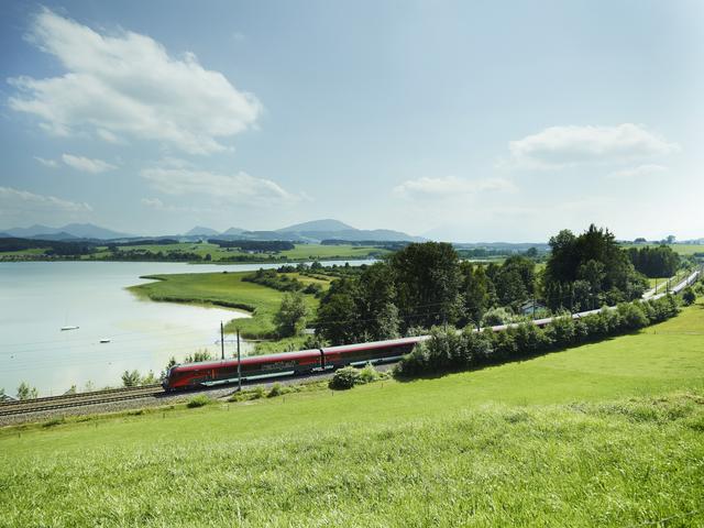 Die Züge fahren an den kommenden Wochenenden um ein paar Minuten zeitversetzt. | Foto: ÖBB/Horrak