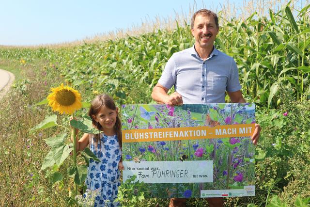 Anton Pühringer vom Umweltausschuss in Kirchham machte auch bei der Aktion mit.