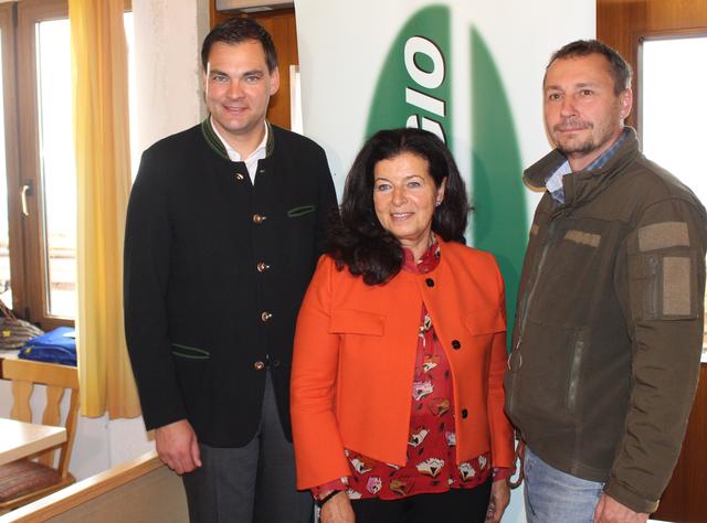 Die Euregio lud mit ihren Partnern zu einer Sternwanderung auf den Dreisesselberg ein.