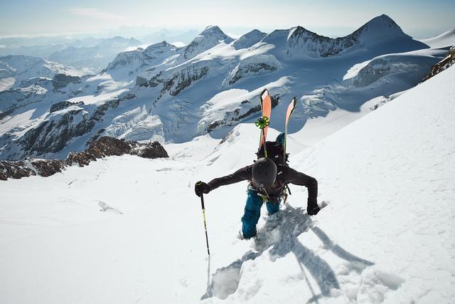 Max Kroneck in den Westalpen. | Foto: El Flamingo Films