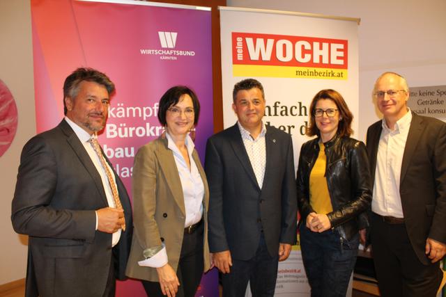 Neo Bezirksobmann Georg Mathiesl mit Sylvia Gstättner, Klaus Kogler, Sandra Venus und Andreas Starzacher.